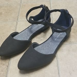 Dr Scholls Ankle Steap Black Flats